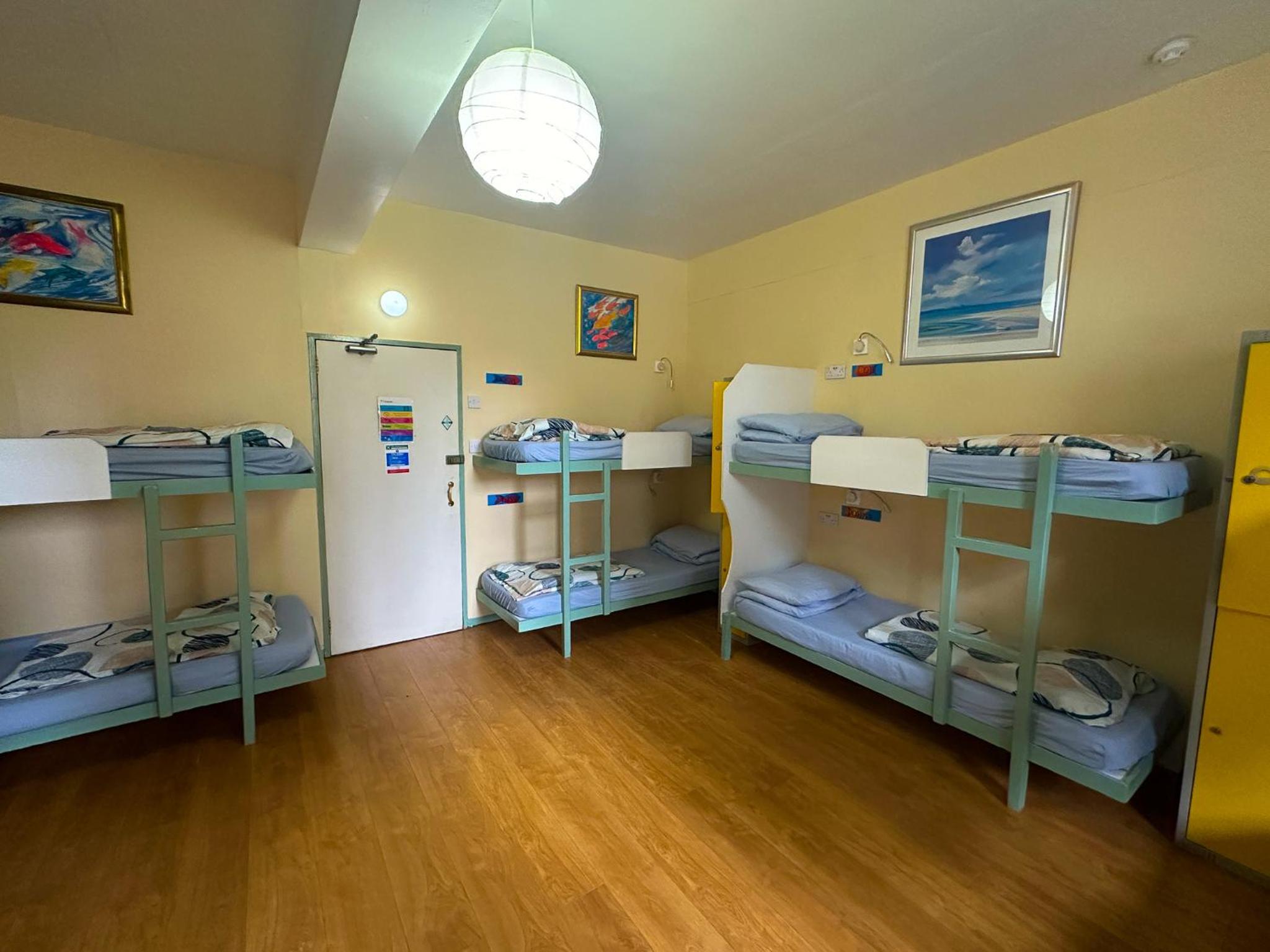 High Street Hostel - Over 18s Only, Backpackers Atmosphere