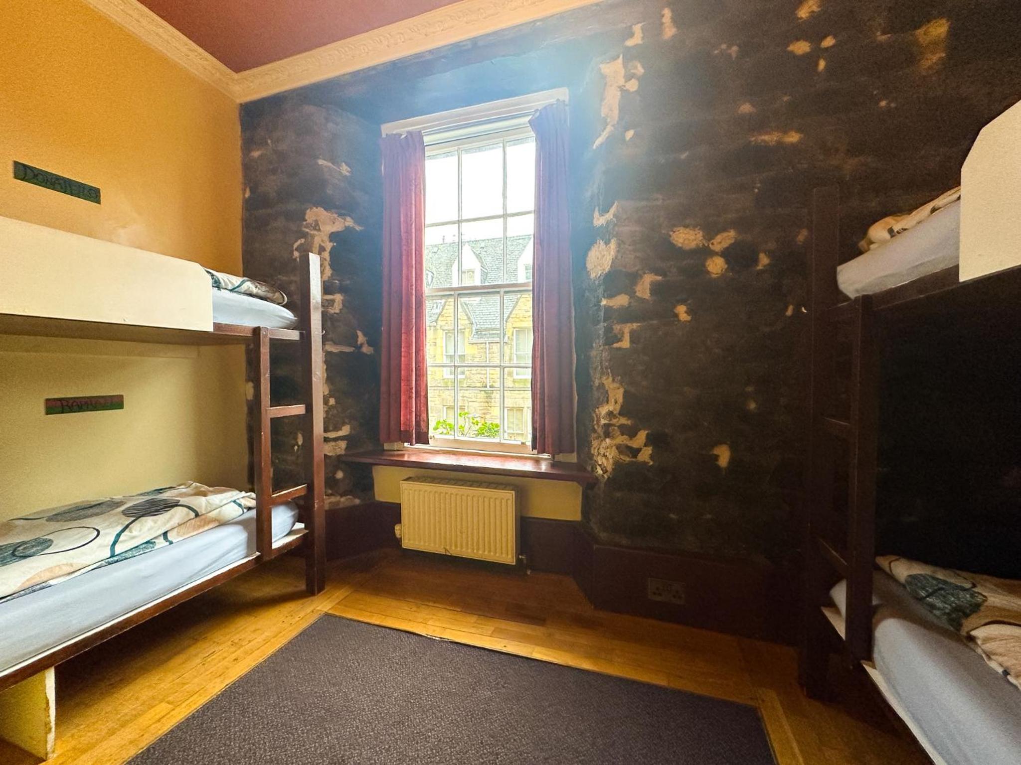 High Street Hostel - Over 18s Only, Backpackers Atmosphere