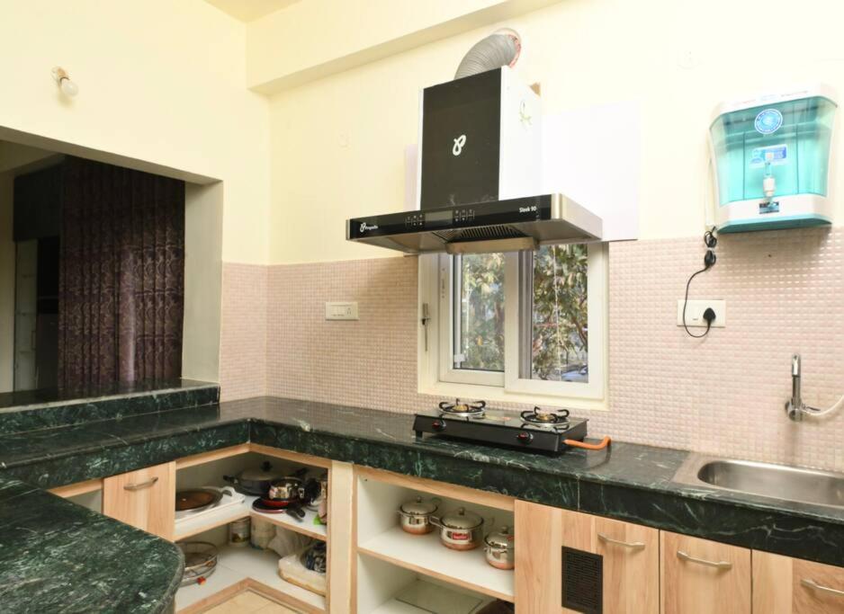 Camilla Living- A Luxury Escape by the Riverside! view 4