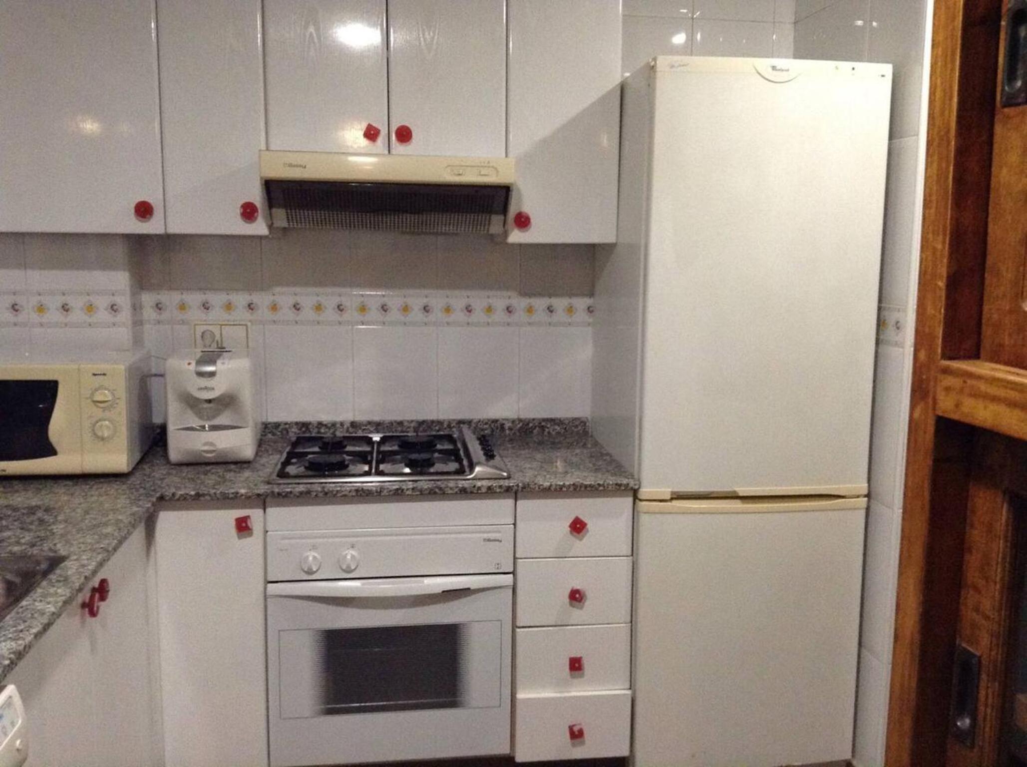 Cozy apartment in Alacant 75 m² with shared pool view 2