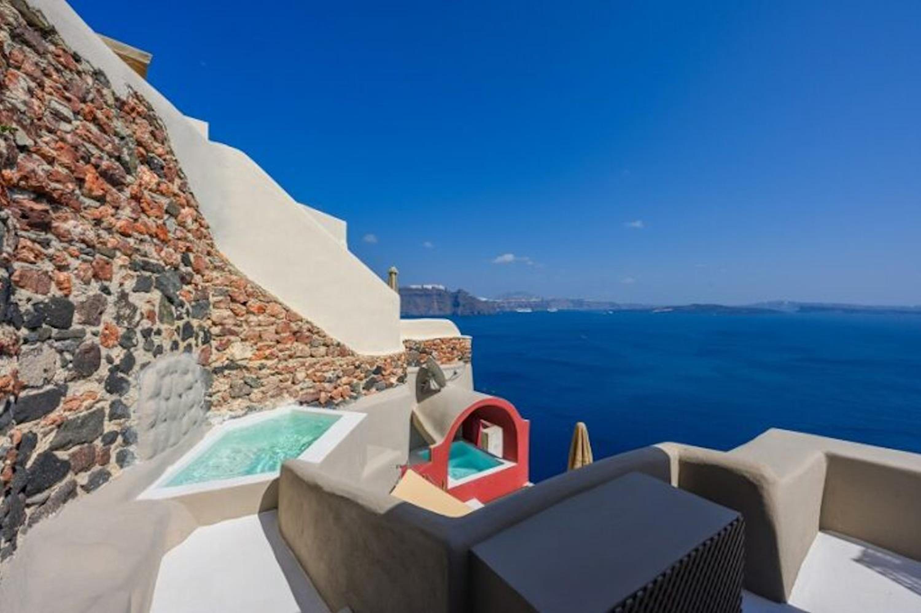 Beautiful Santorini Villa 1 Bedroom Villa Blissful Retreat Breathtaking photo 5