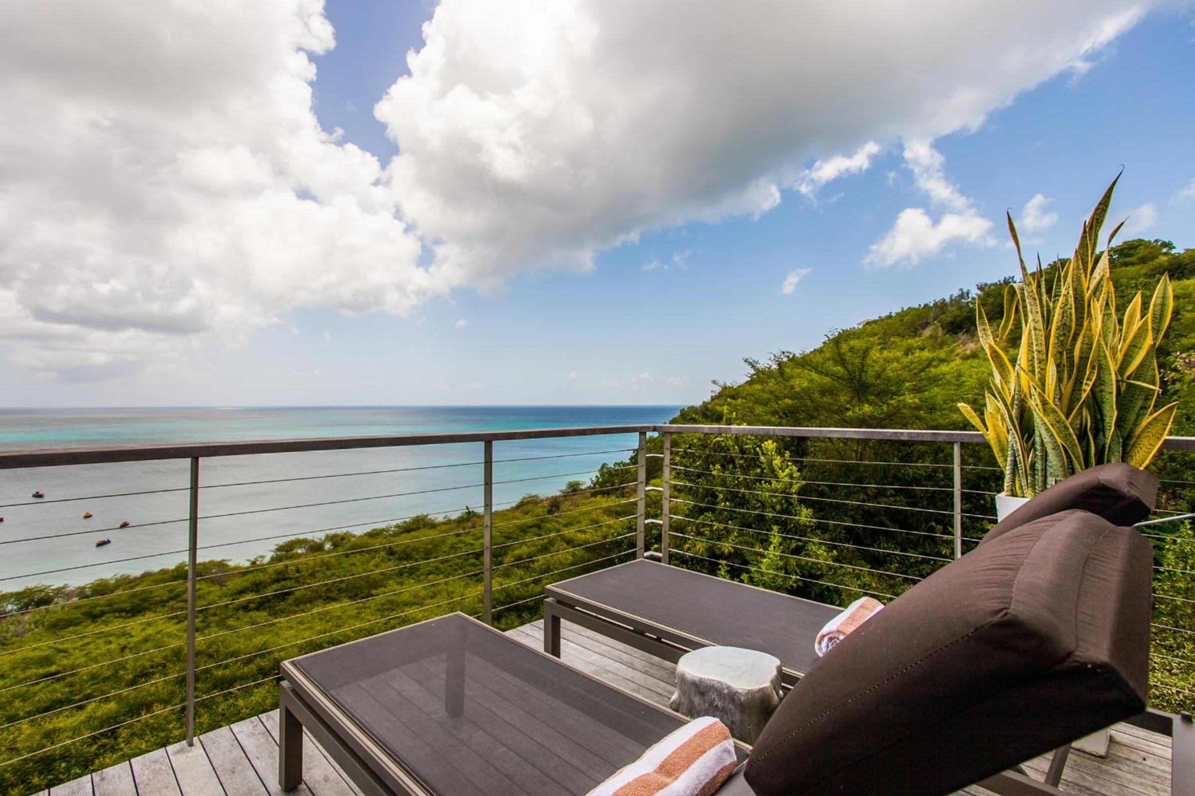 CeBlue Villas