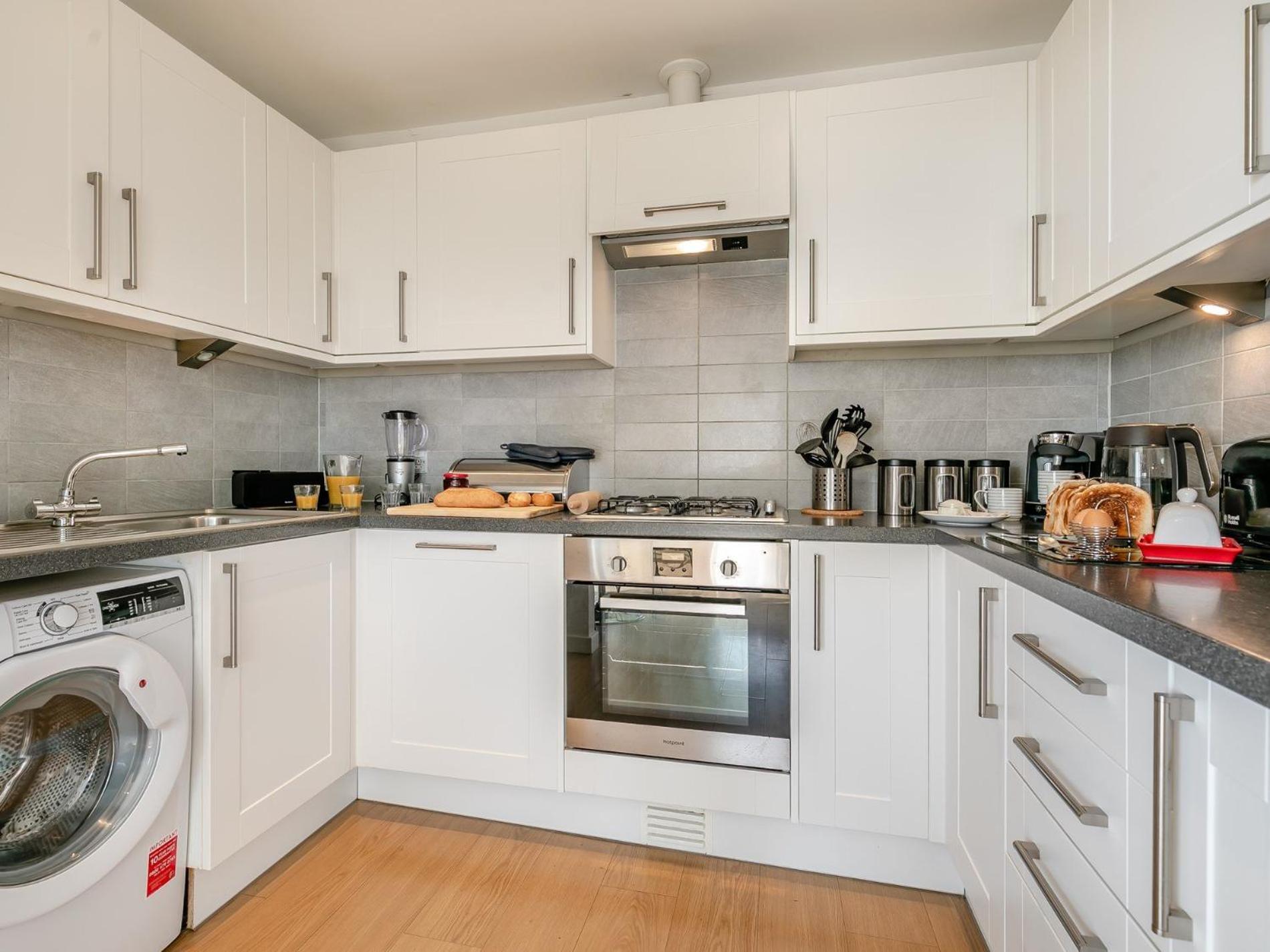 2 Bed in Newquay oc-padou view 5