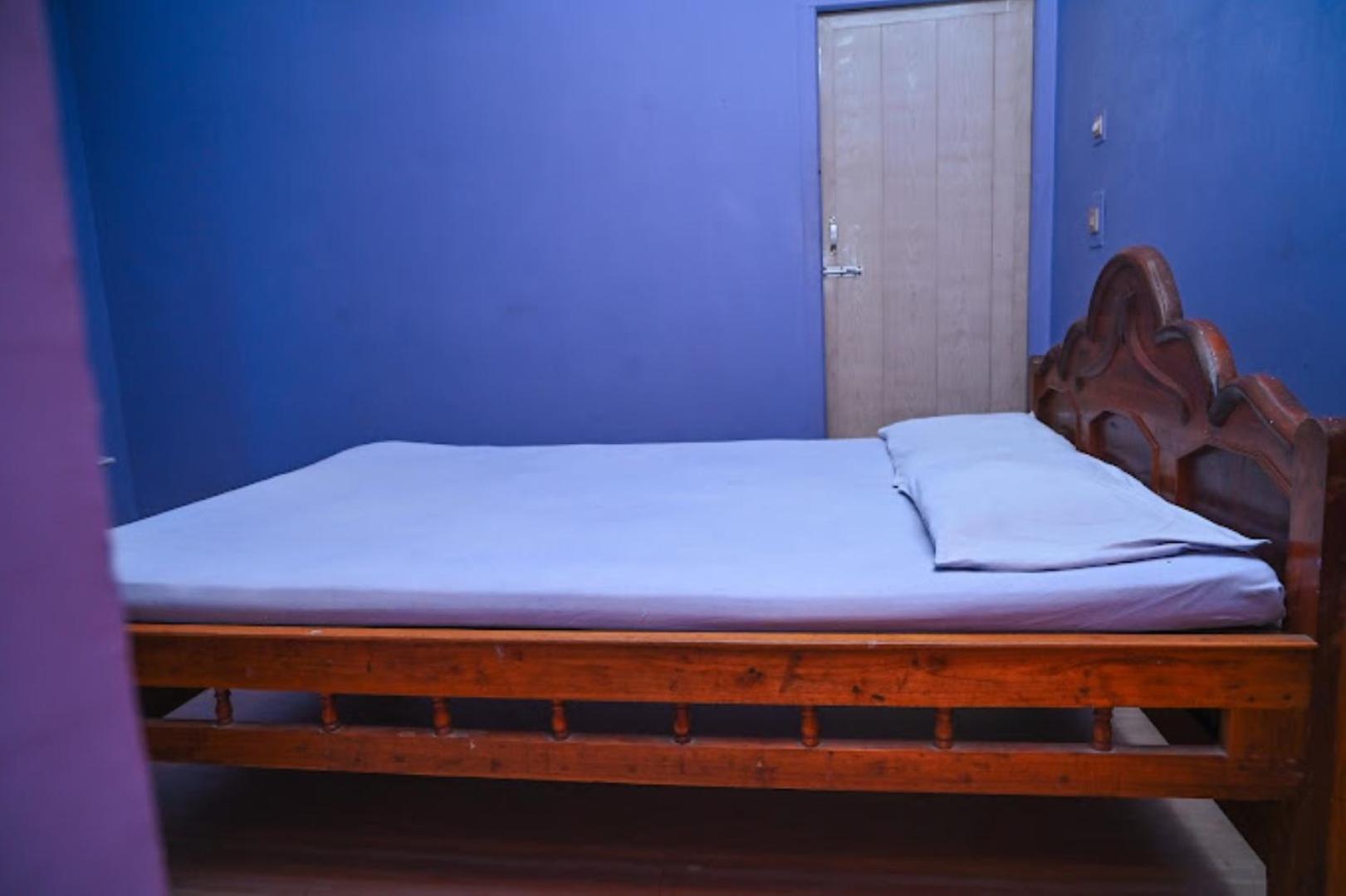 Sailabala Guest House Bhadrak