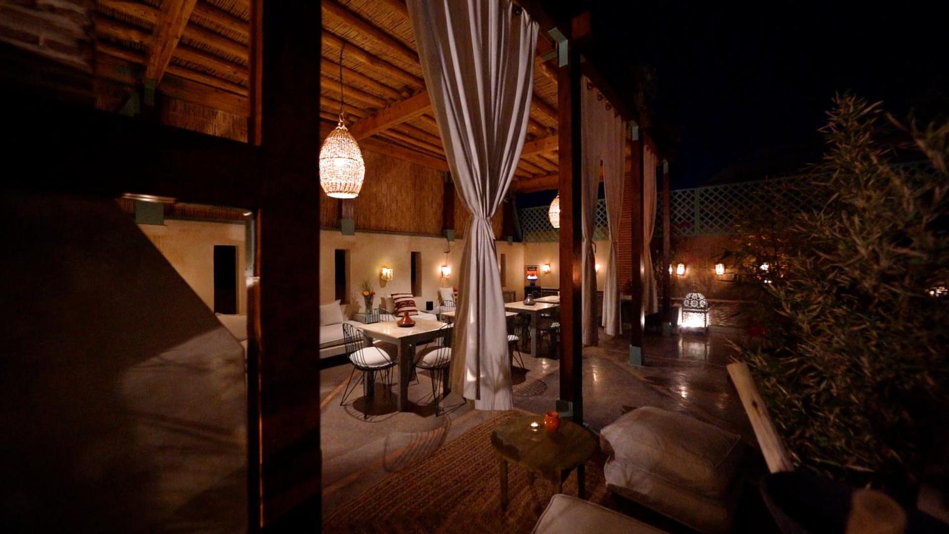 lounge