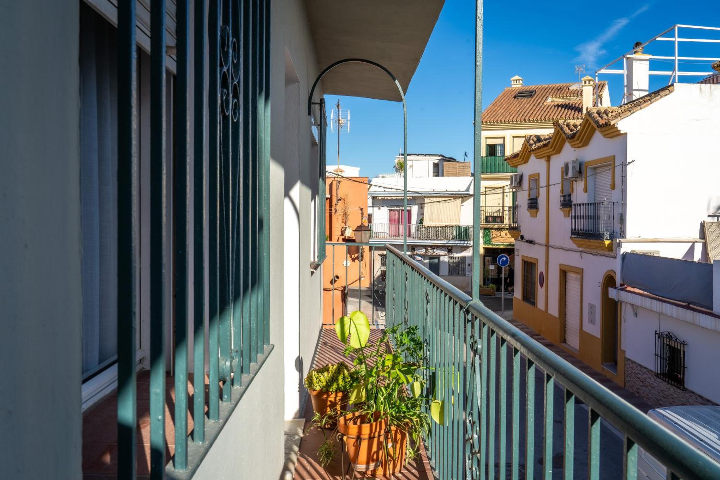 Romantic rooftop apartment with stunning sea and mountain views