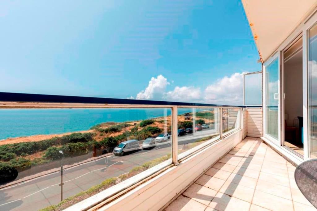 SOUTHBOURNE SANDS by BOURNECOAST - A Clifftop Apartment with Balcony and SEA VIEWS Just Minutes from Sandy Beaches - FM1410 view 2