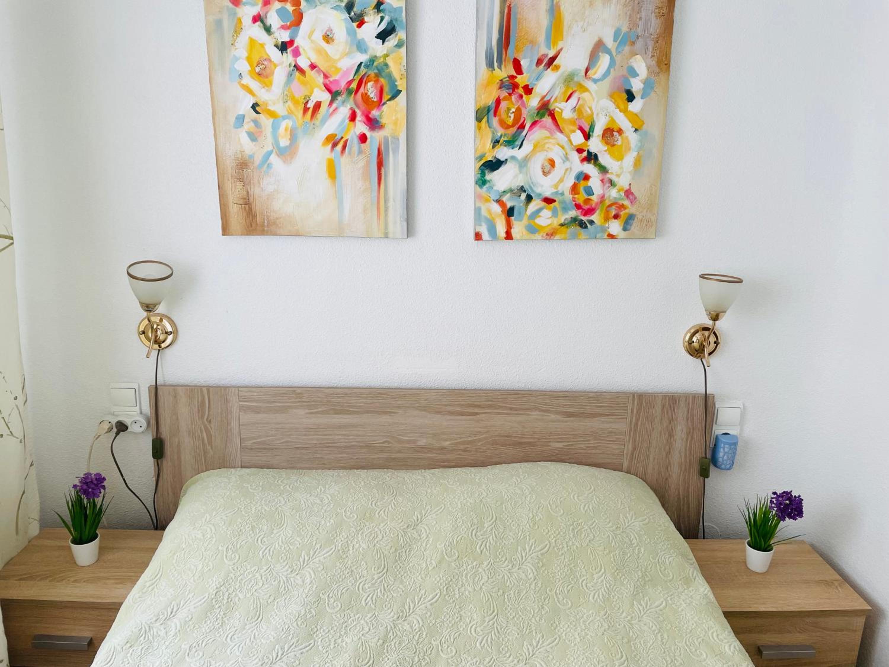 Bright and Sunny Apartment
