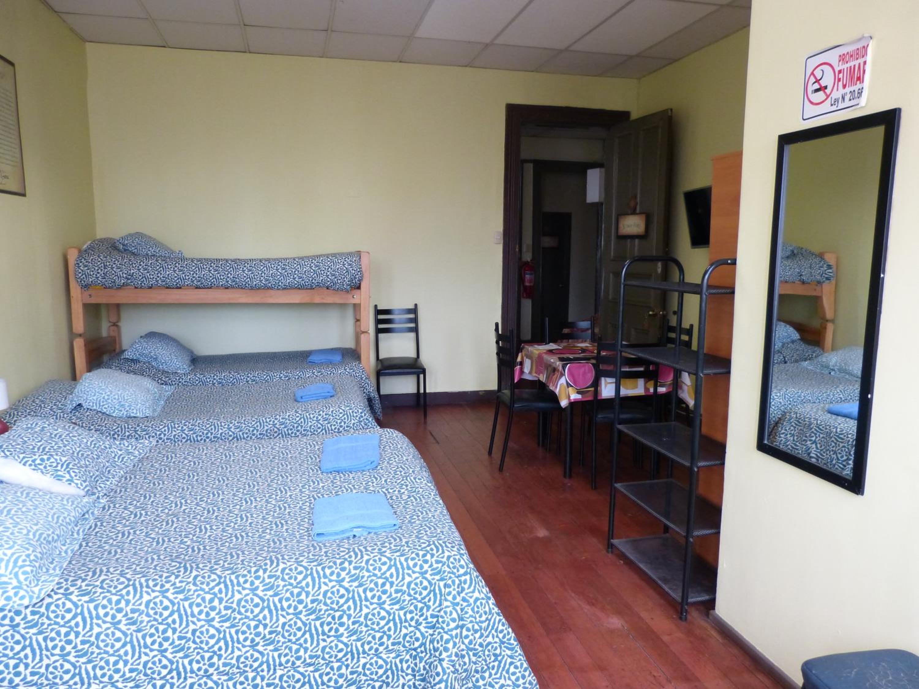 Hostal Residencia Blest Gana