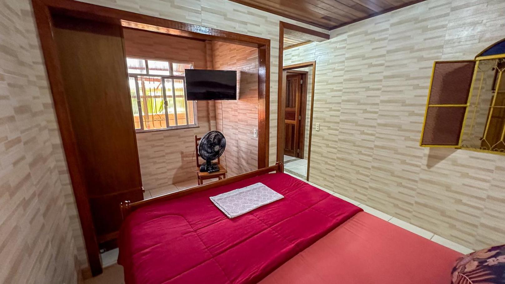 Excelente Casa com varanda, jardim e Wi-fi
