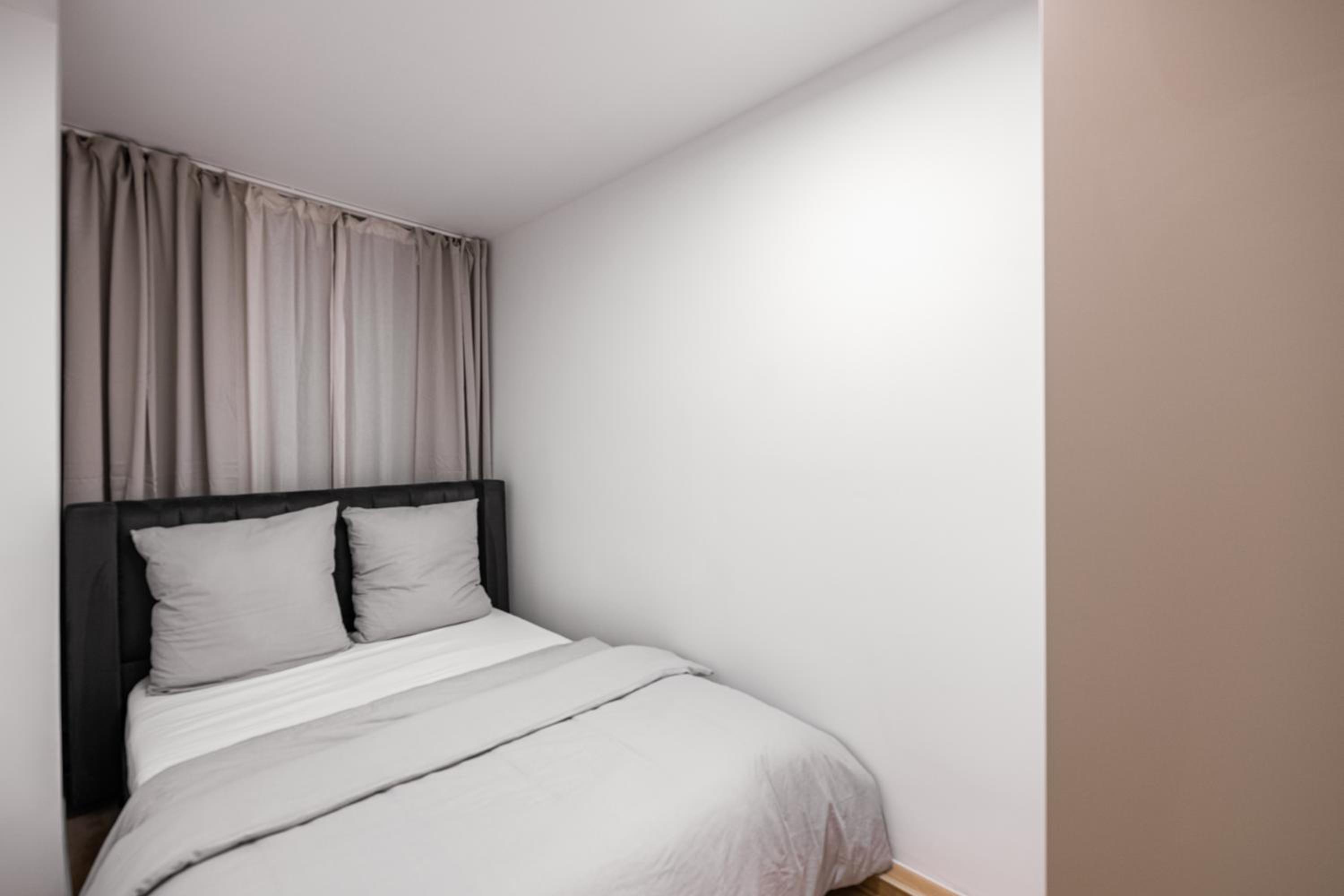 Spacious Apartments In Mitte- Feel The Citycenter