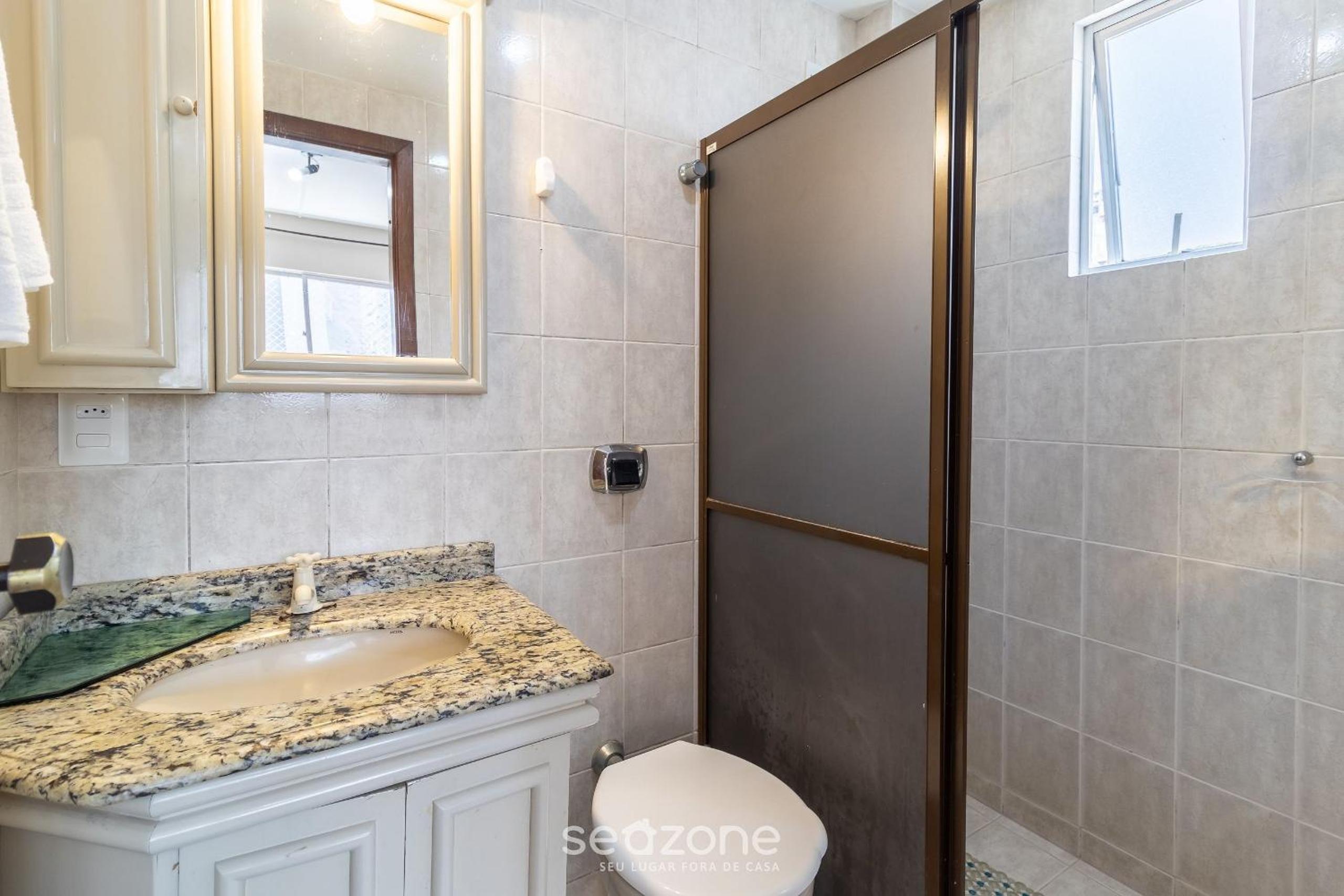 2 bedroom apt 350m fr the beach, BC center BTR0302
