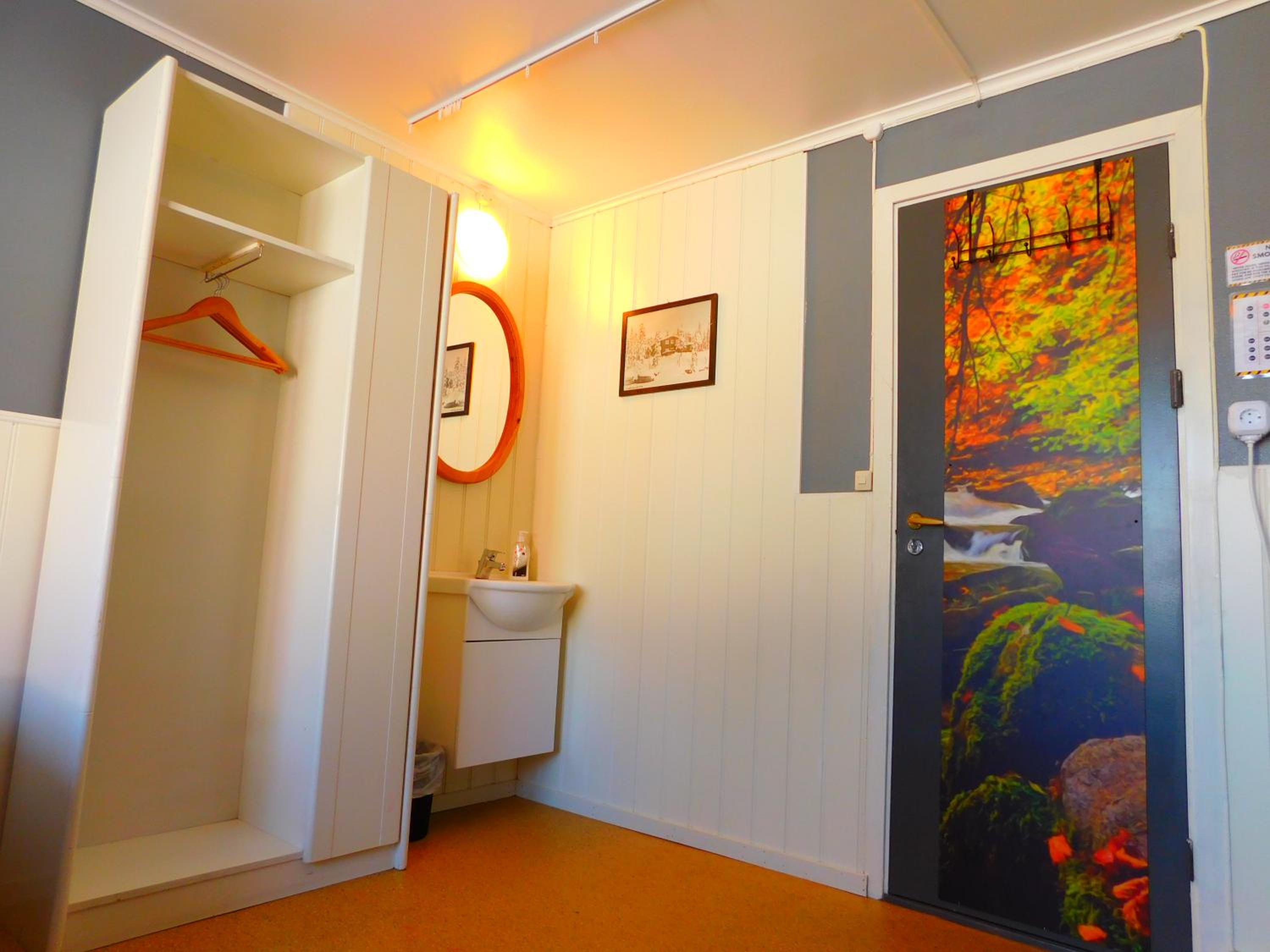 Skogsro Forest Hostel