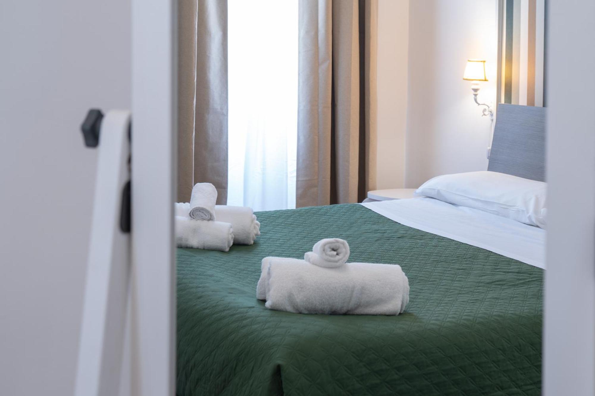 Vatican Apartment Borgo Pio