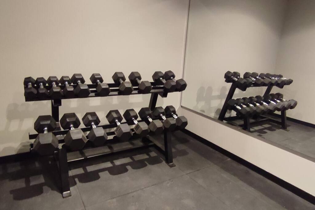 DEPARTAMENTO EN EQUIPETROL CON PISCINA - GYM Y PARQUEO GRATIS, CERCA DEL VENTURA MALL , LOS TAJIBOS, MANZANA 40 Y SUPERMERCADOS