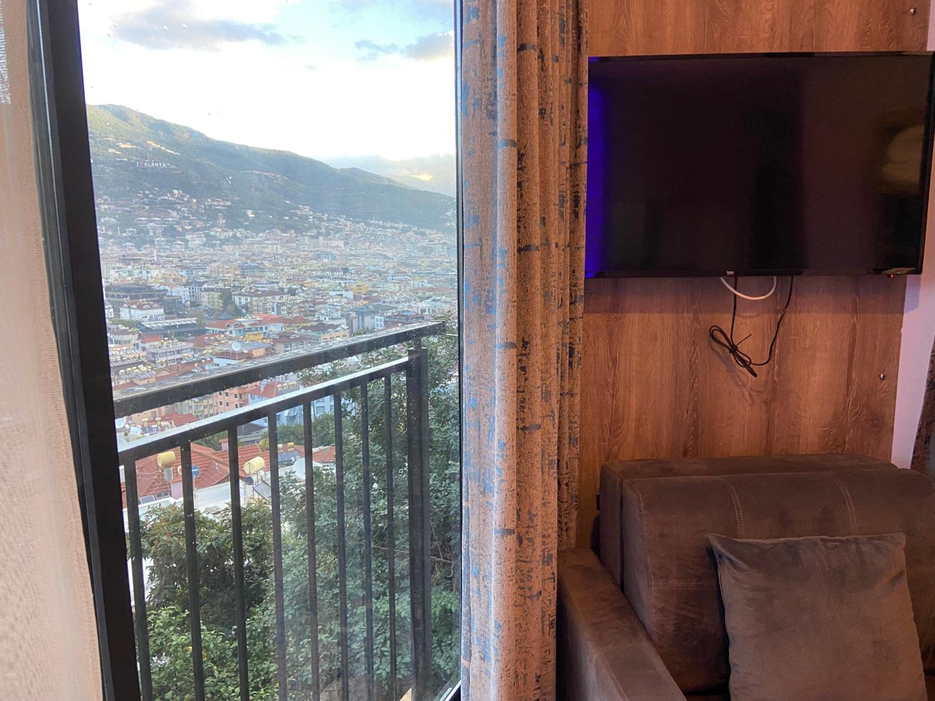 Castle Light Boutique - Image 30