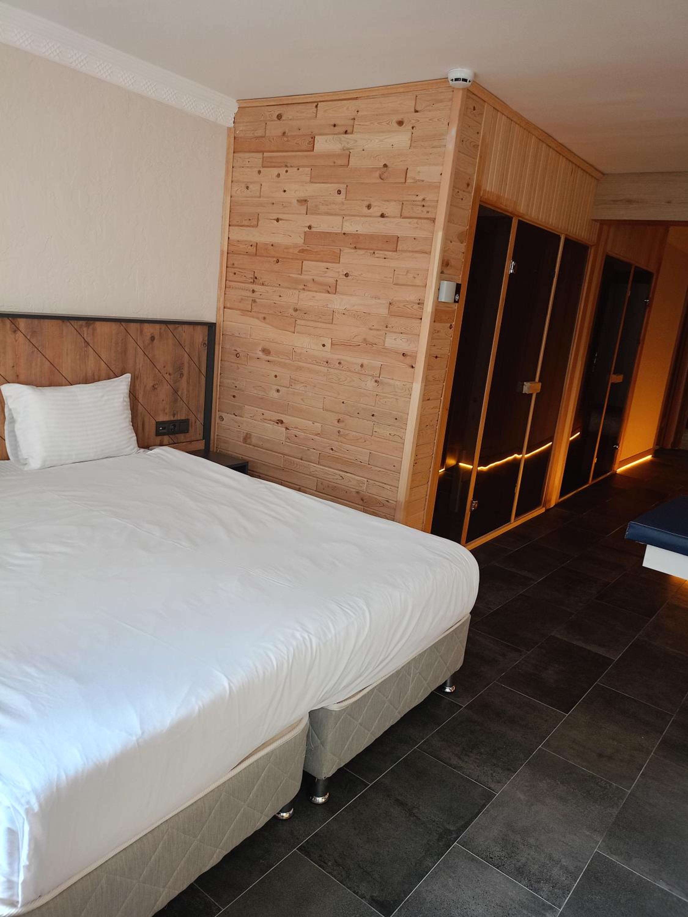 PRIVADO HOTELS - Image 35