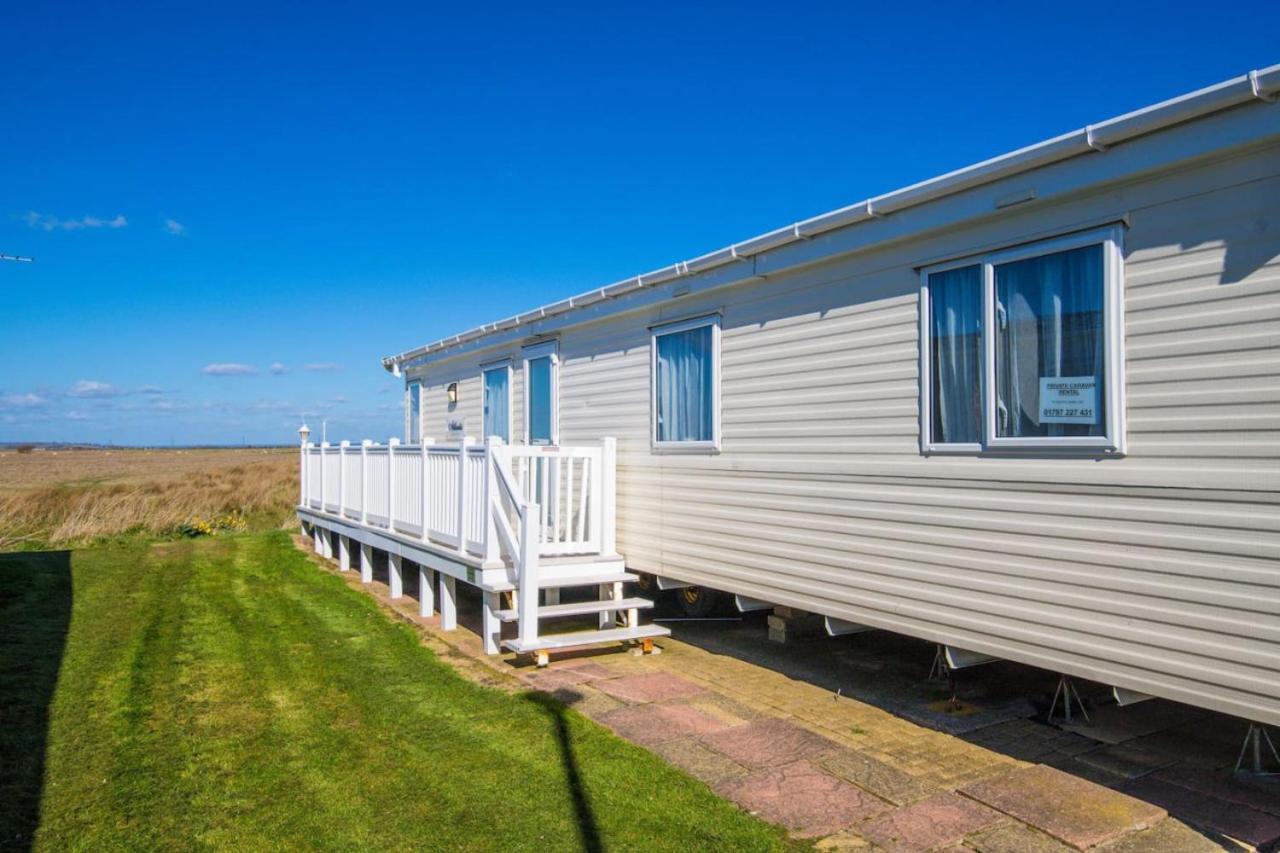 MP510 - Camber Sands Holiday Park - 3 Bed - Sleeps 8 Gated Deck- Amazing Marsh and Countryside Views view 2