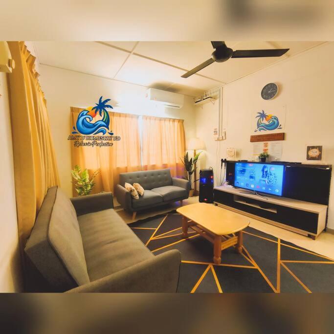 Bungalow Kotamas Seafront Teluk Kemang