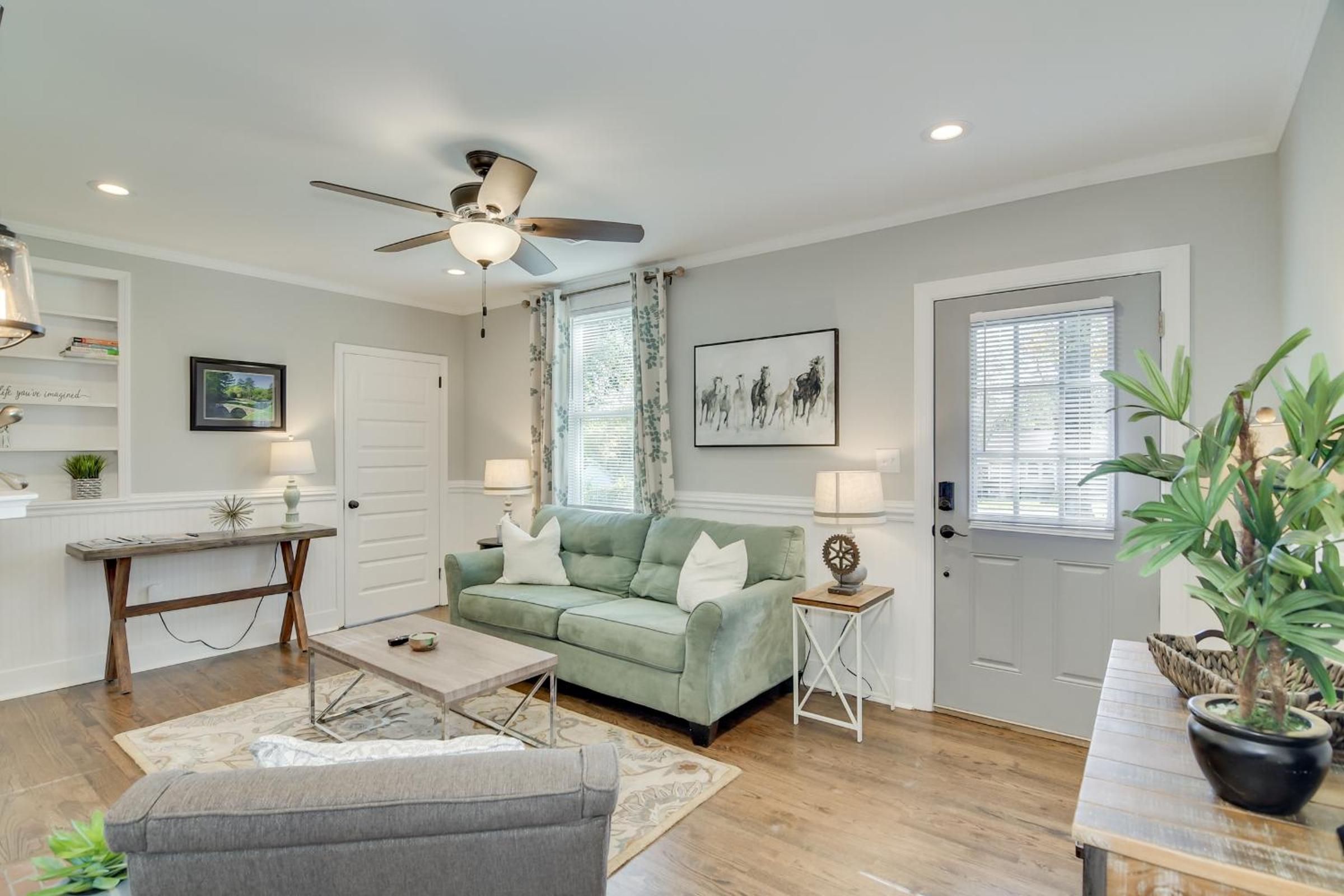 Luxury Augusta Cottage view 2