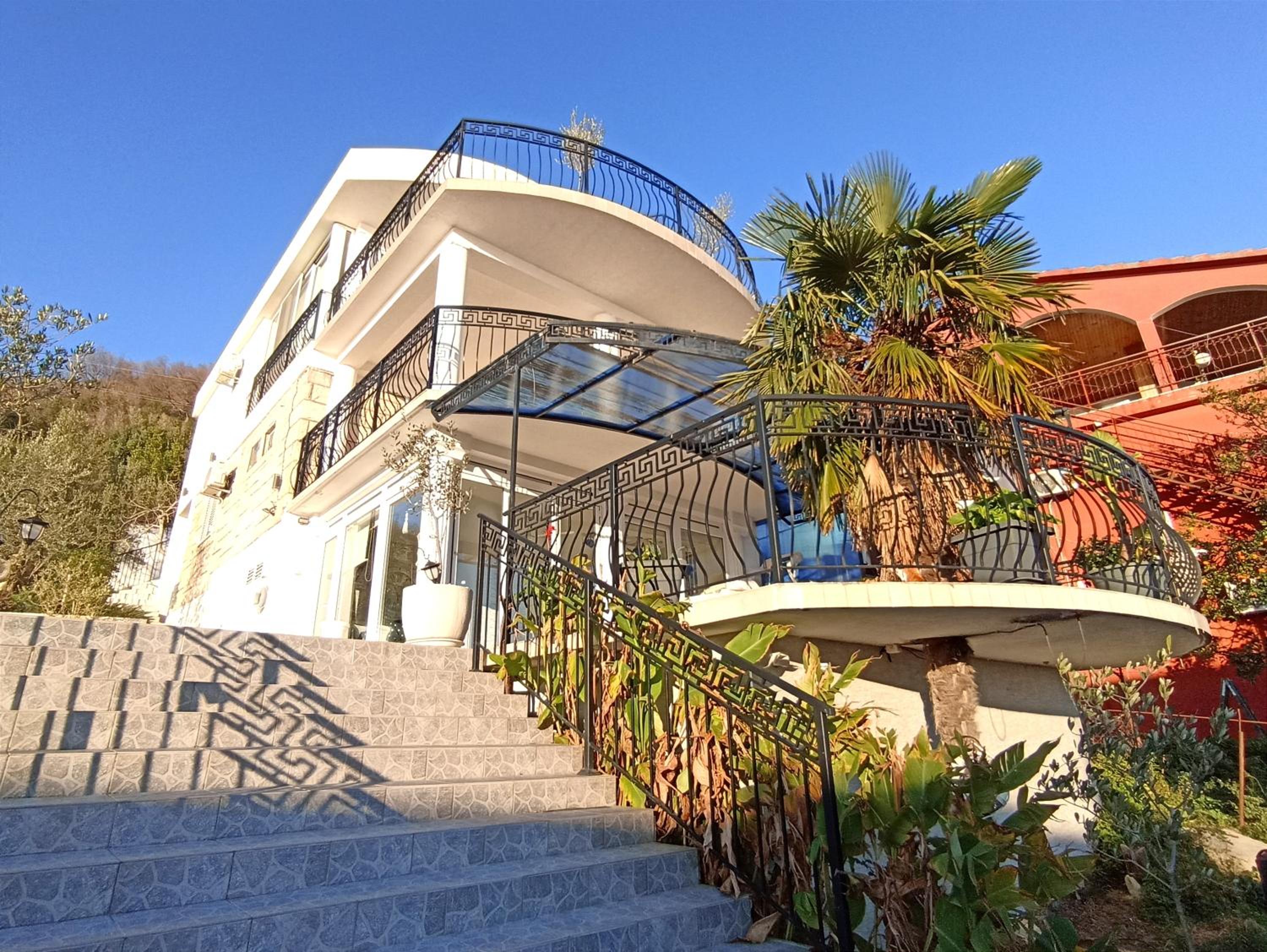 PANORAMIC RESIDENCE Tivat view 2