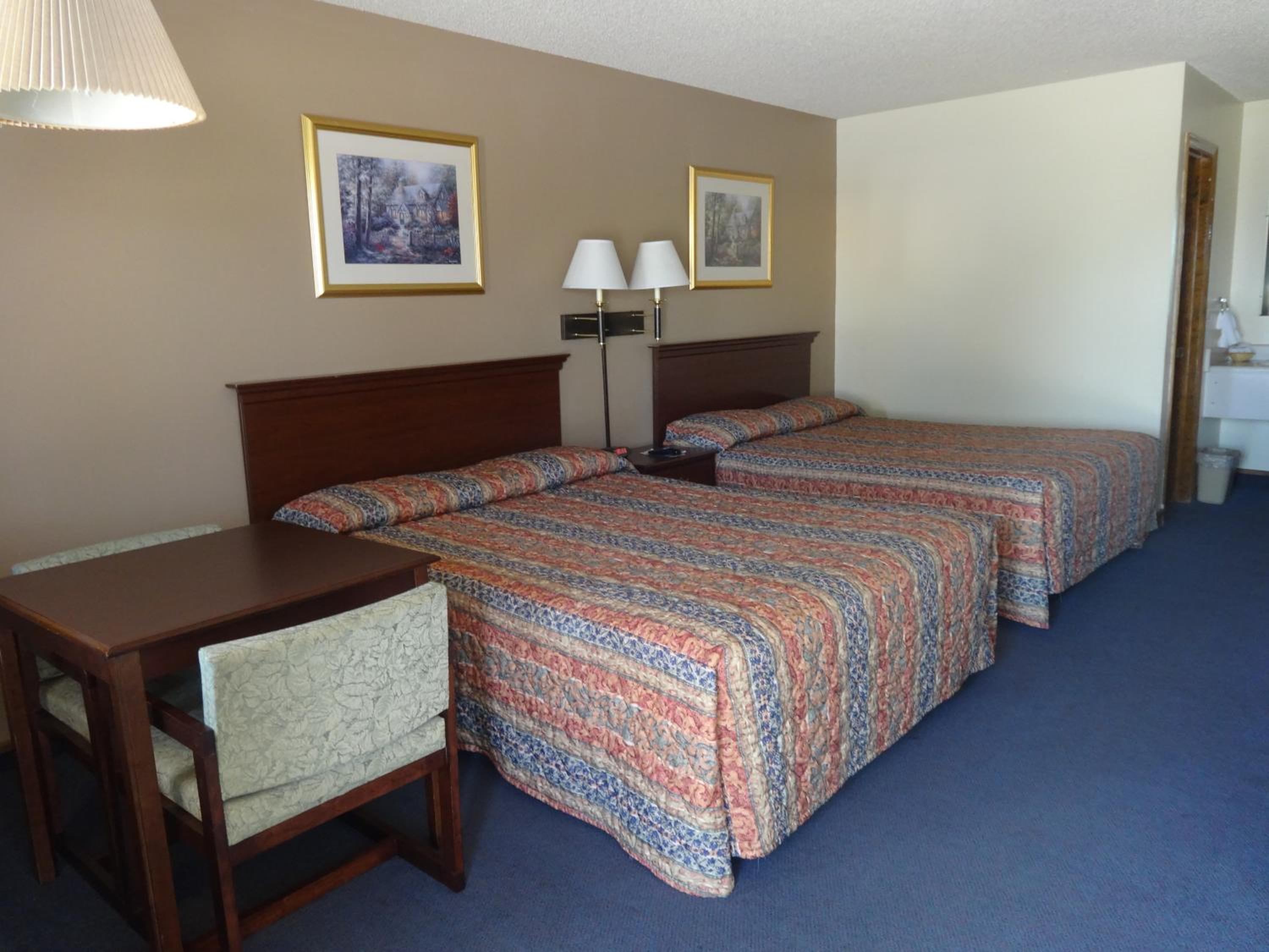 Garden City Vacations - National 9 Inn - Property Image 7