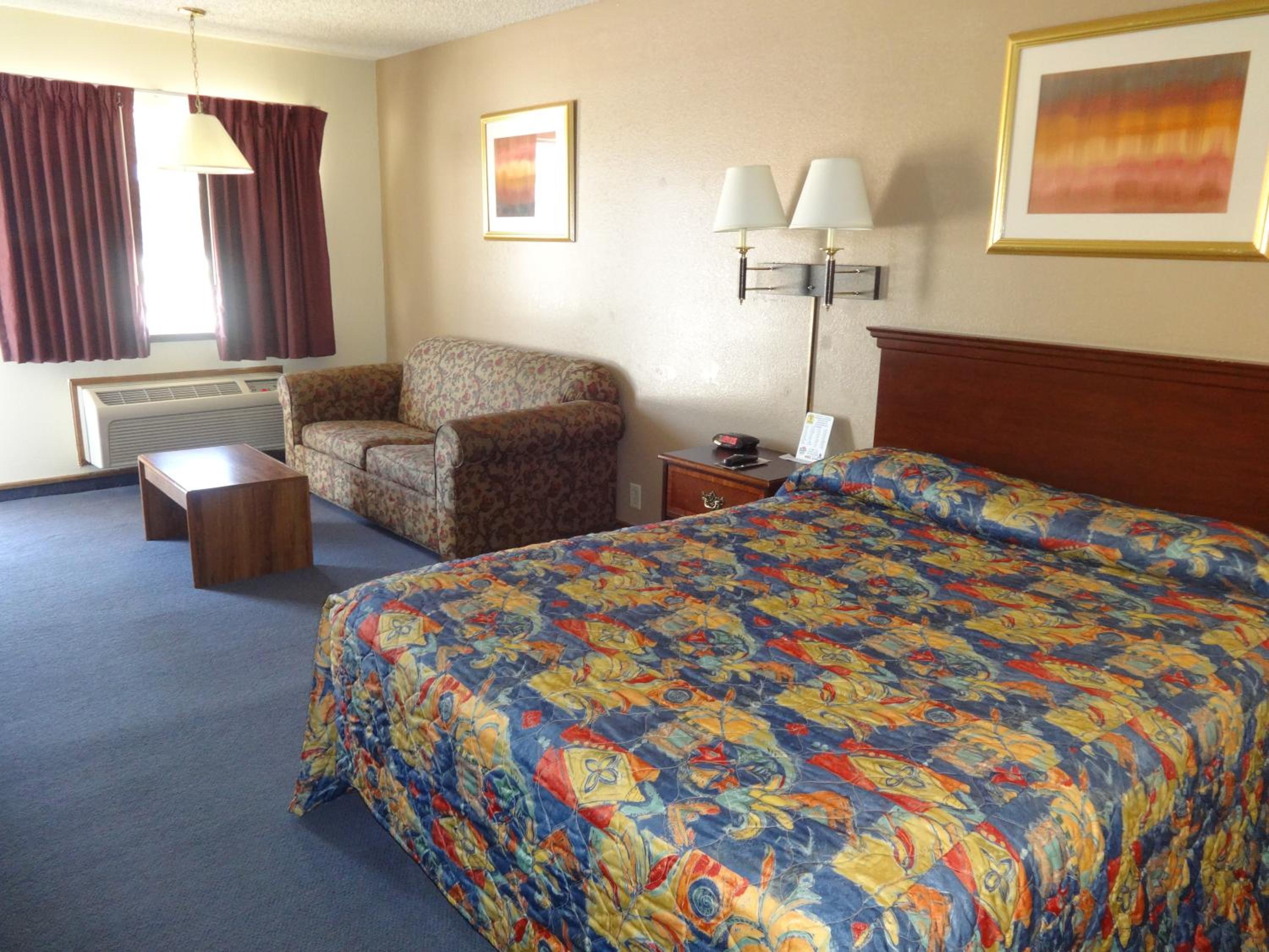 Garden City Vacations - National 9 Inn - Property Image 9