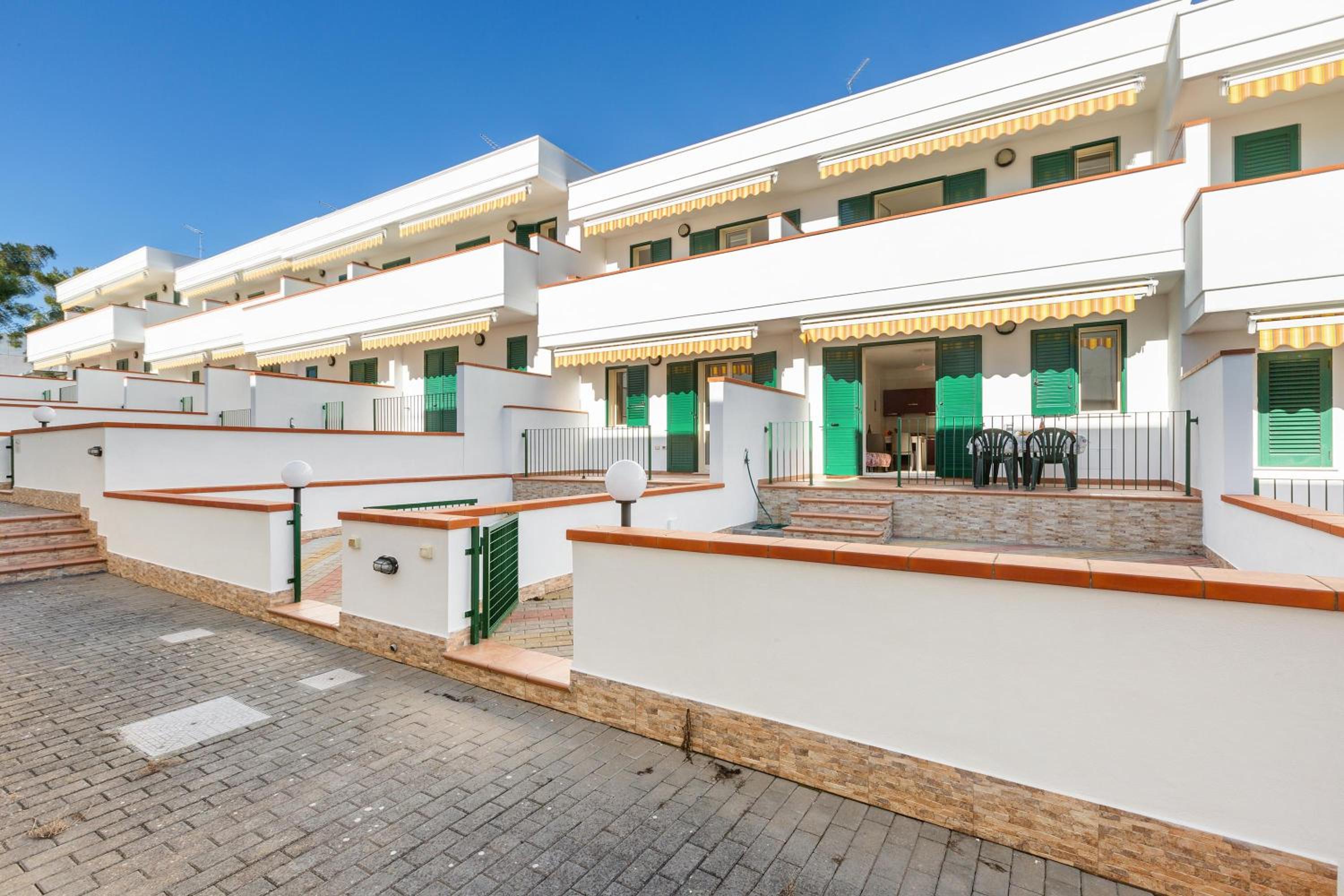 Blusea Beach Apartments