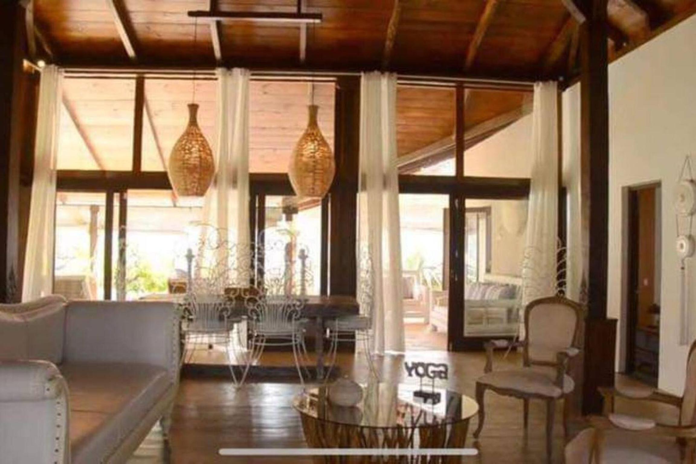 Spacious house in Cap Malheureux with private pool 225 m² view 5