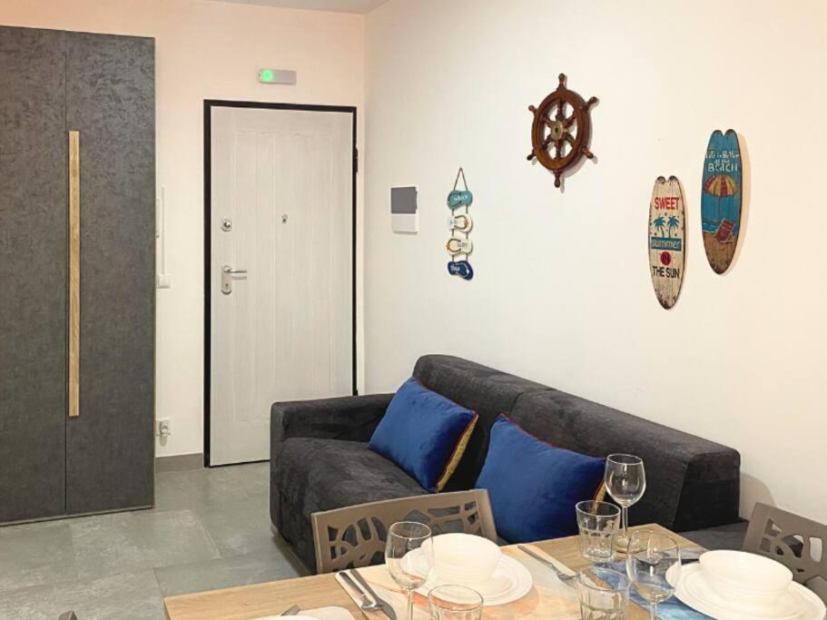 Atlantic SAL - One Bedroom Apt