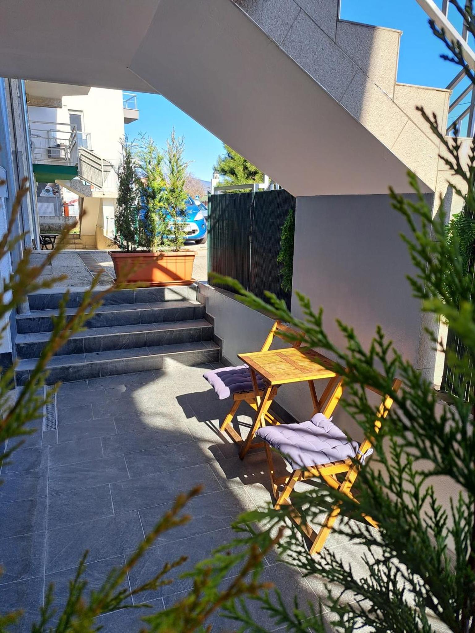 StudiO LaNa-near the city center with parking