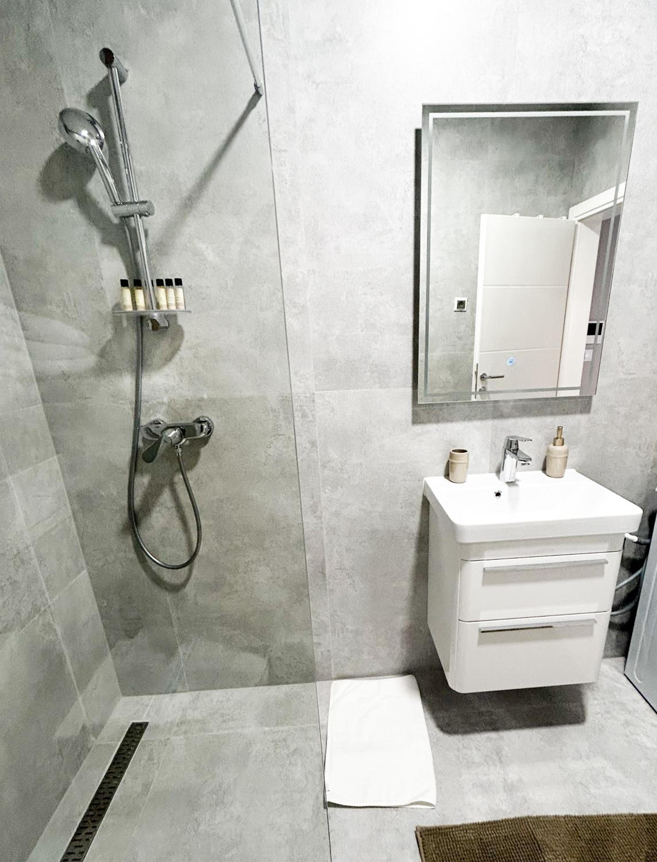 Merak2 Apartment- Free Garage Parking