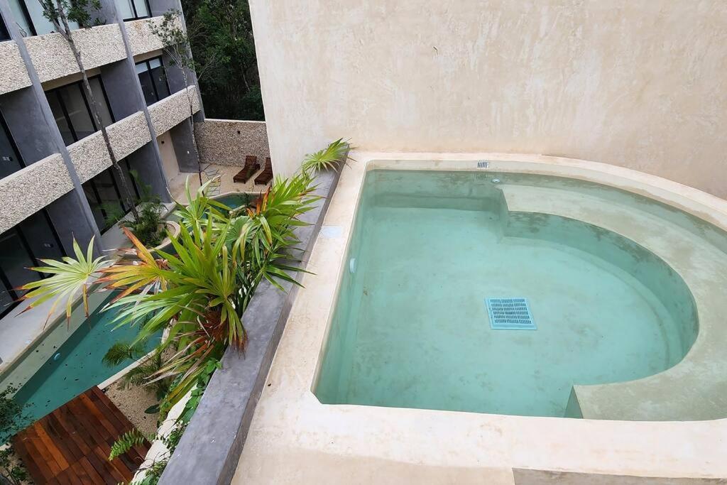 Studio con Terraza, Pileta y baño completo view 5