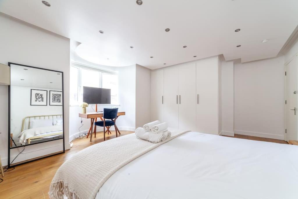 Stylish 3-bed near Camden Town & King's Cross