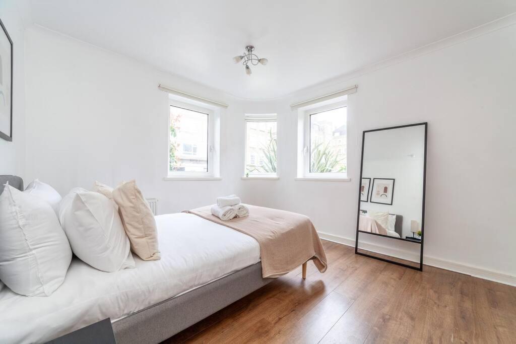 Stylish 3-bed near Camden Town & King's Cross