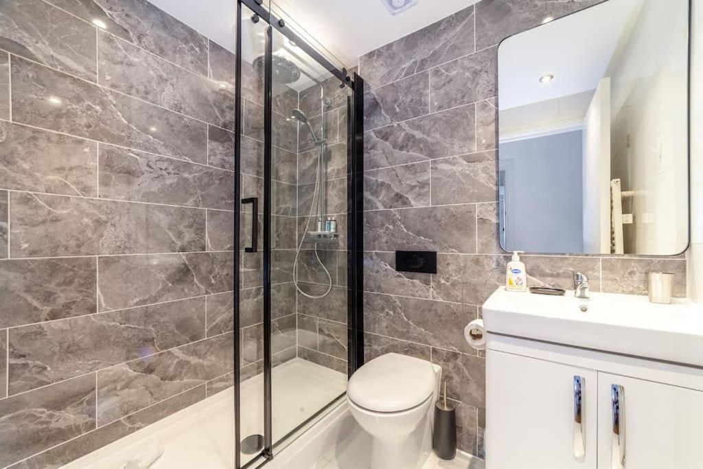 Stylish 3-bed near Camden Town & King's Cross