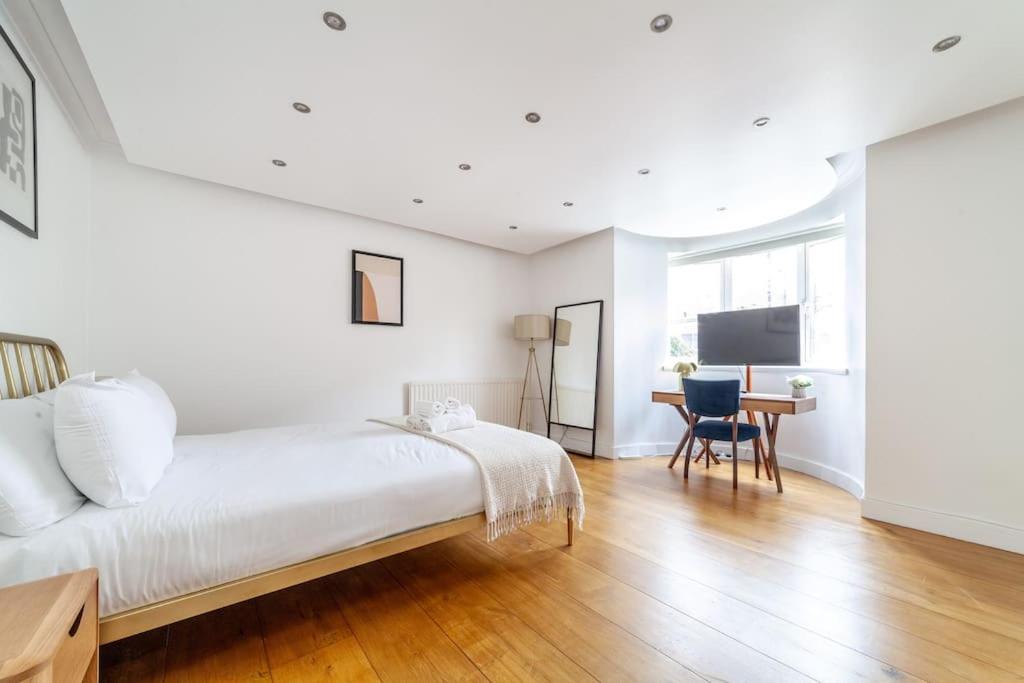 Stylish 3-bed near Camden Town & King's Cross