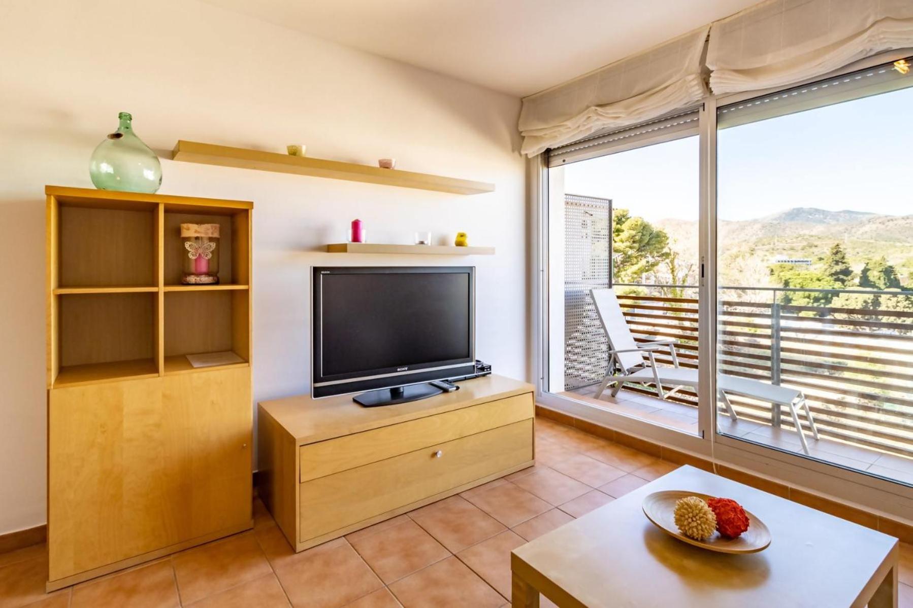 Port de Llançà 44 Apartamento moderno con terraza view 3