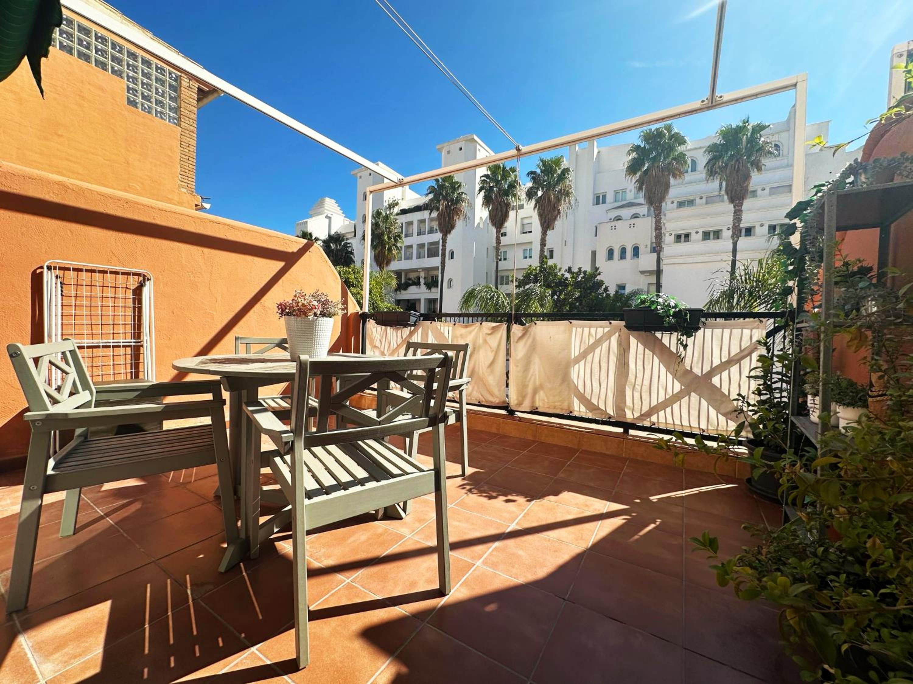 MIRA - Casa de 3 dormitorios, Terrazas, Vistas al mar, Parking privado, Playa a 400 metros, Centro a 500 metros view 5