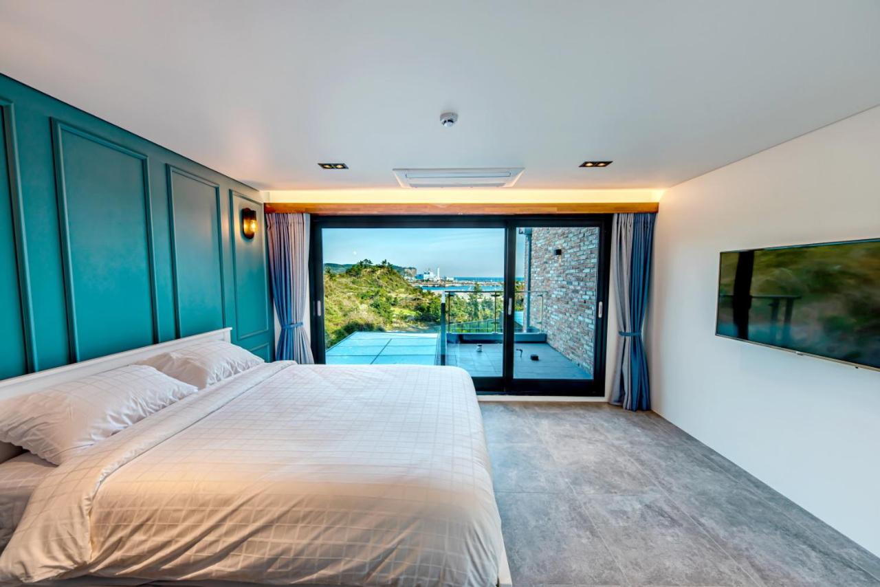 Ocean Brick Poolvilla