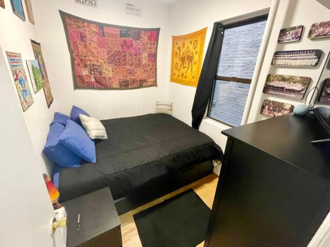 Charming One-Bedroom Apartment in South Chelsea