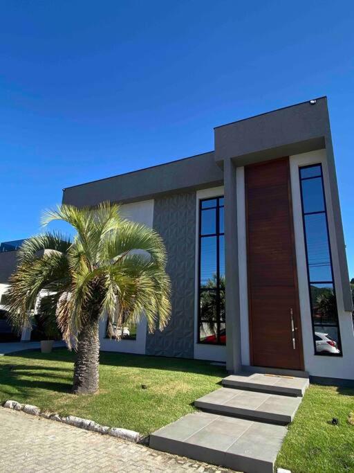 Casa Alto Padrão em condomínio fechado