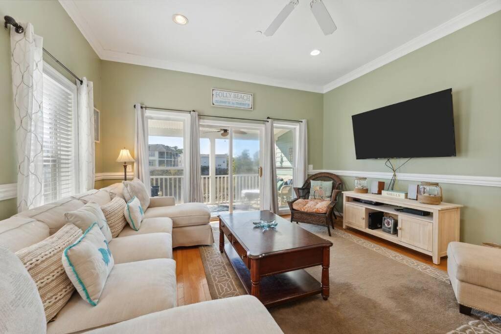 93 Waters Edge - Townhome - Pool view 5