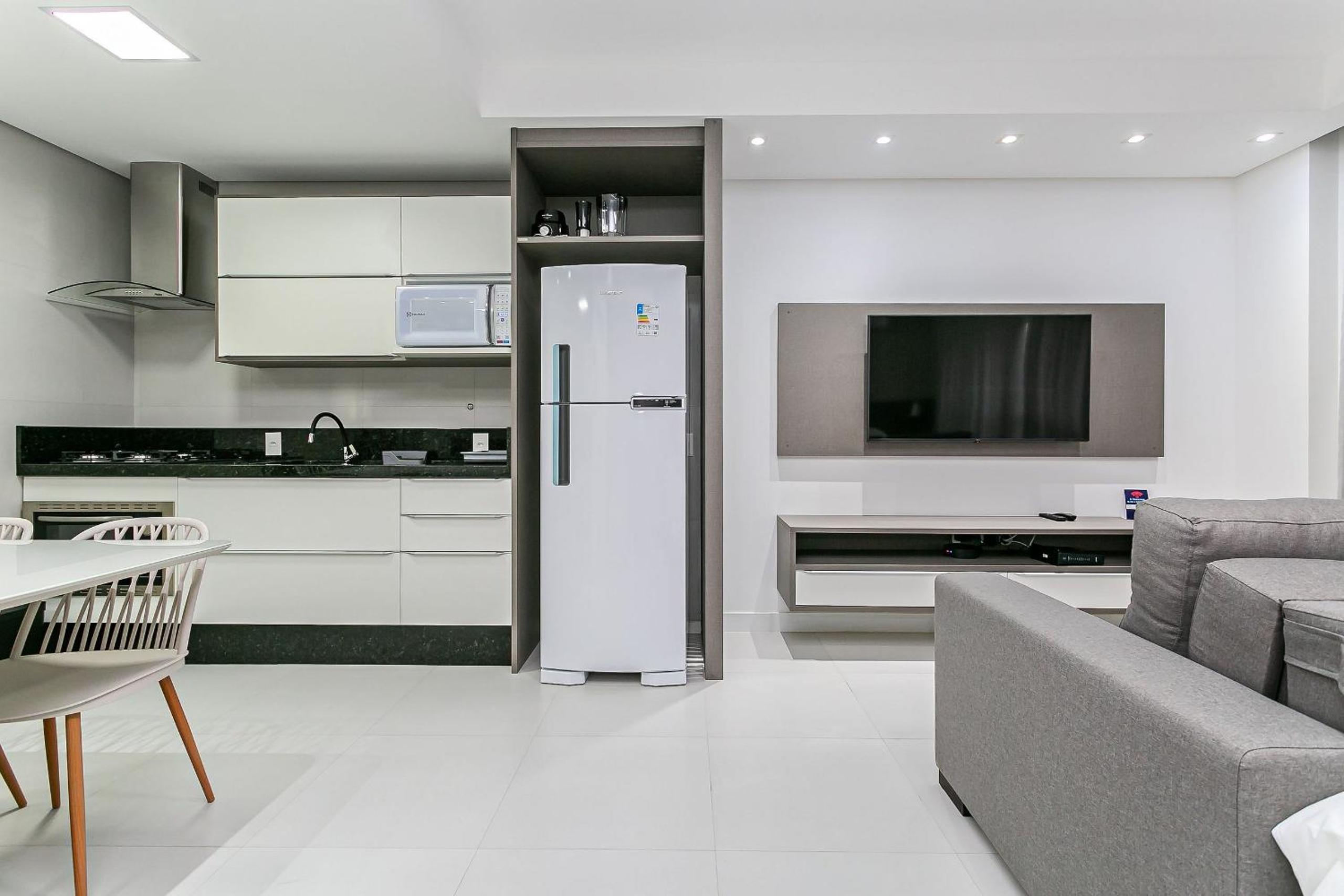 JRR - Apartments 240 meters from Jurerê Beach