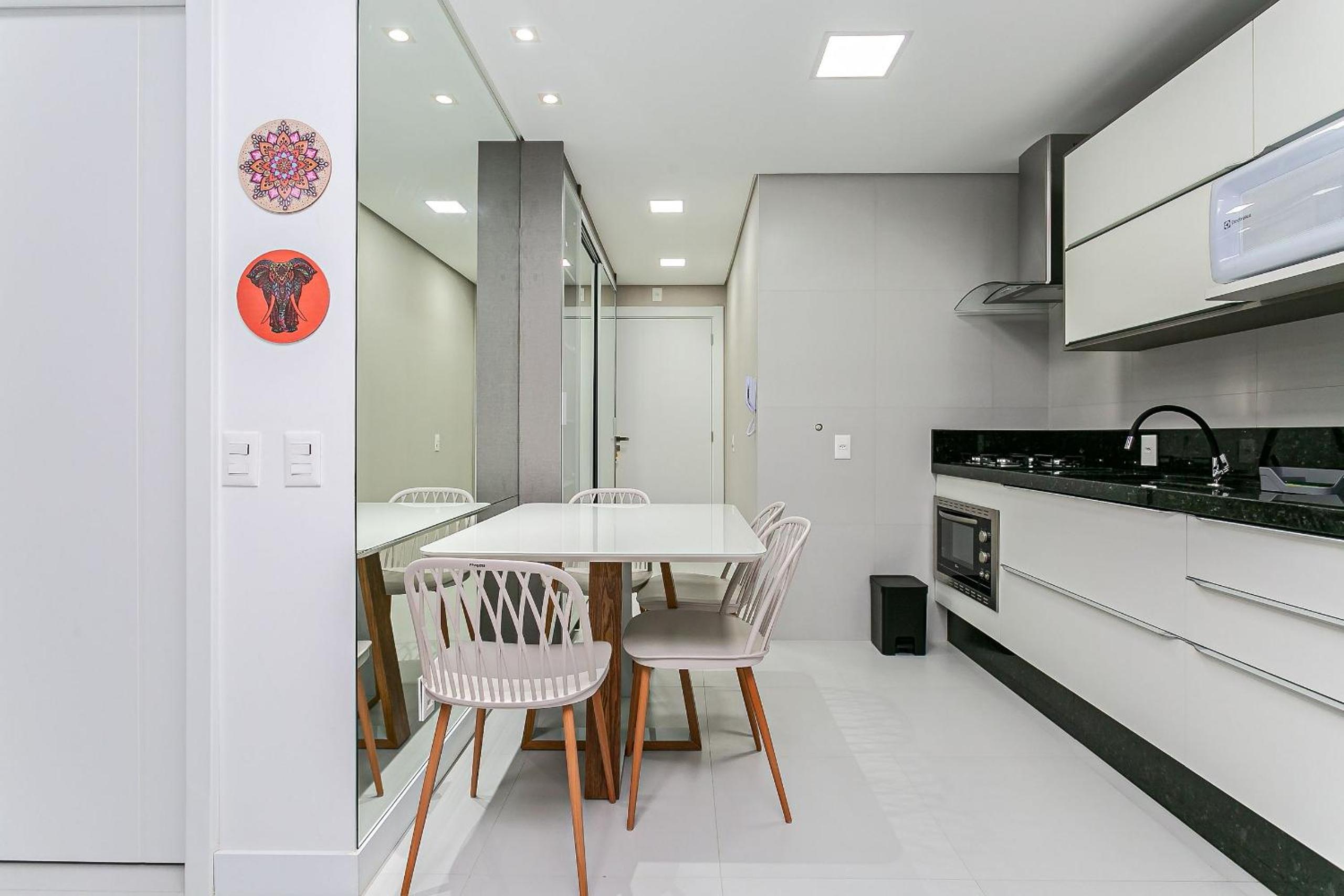 JRR - Apartments 240 meters from Jurerê Beach