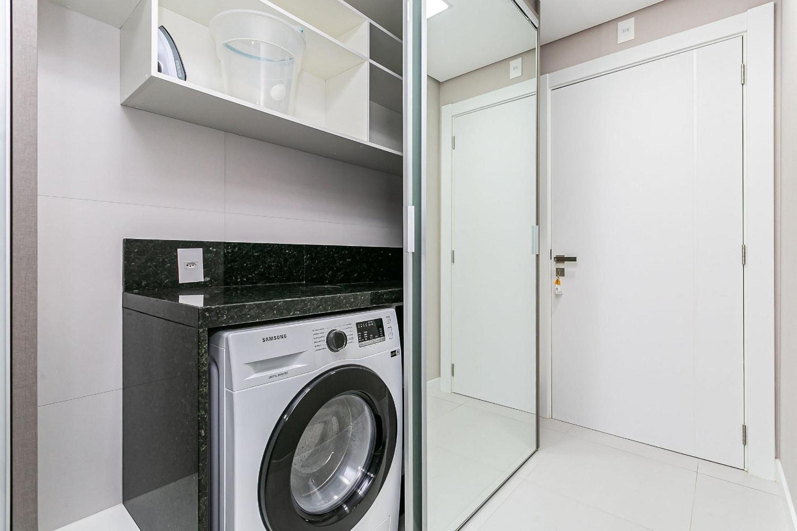 JRR - Apartments 240 meters from Jurerê Beach