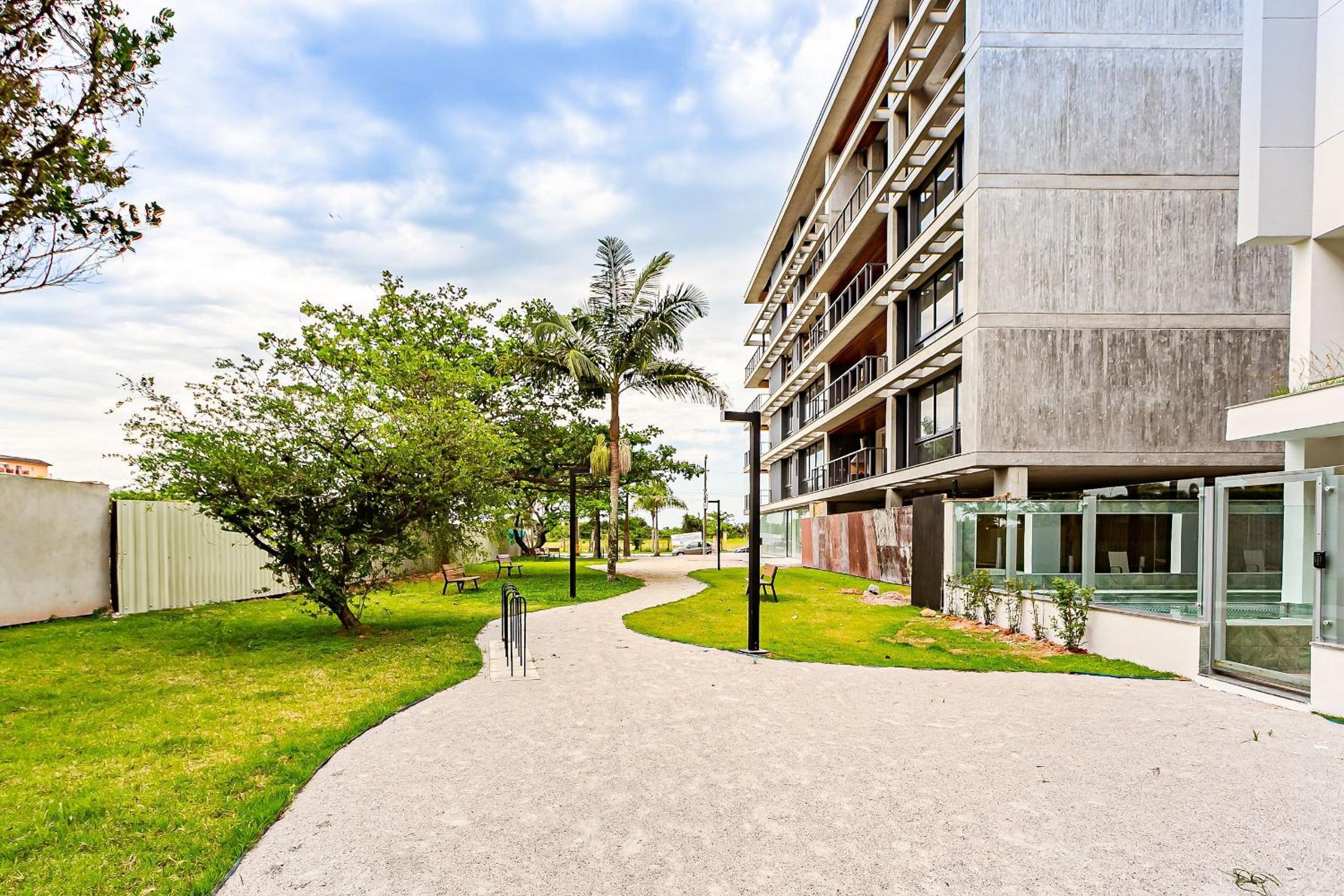 JRR - Apartments 240 meters from Jurerê Beach