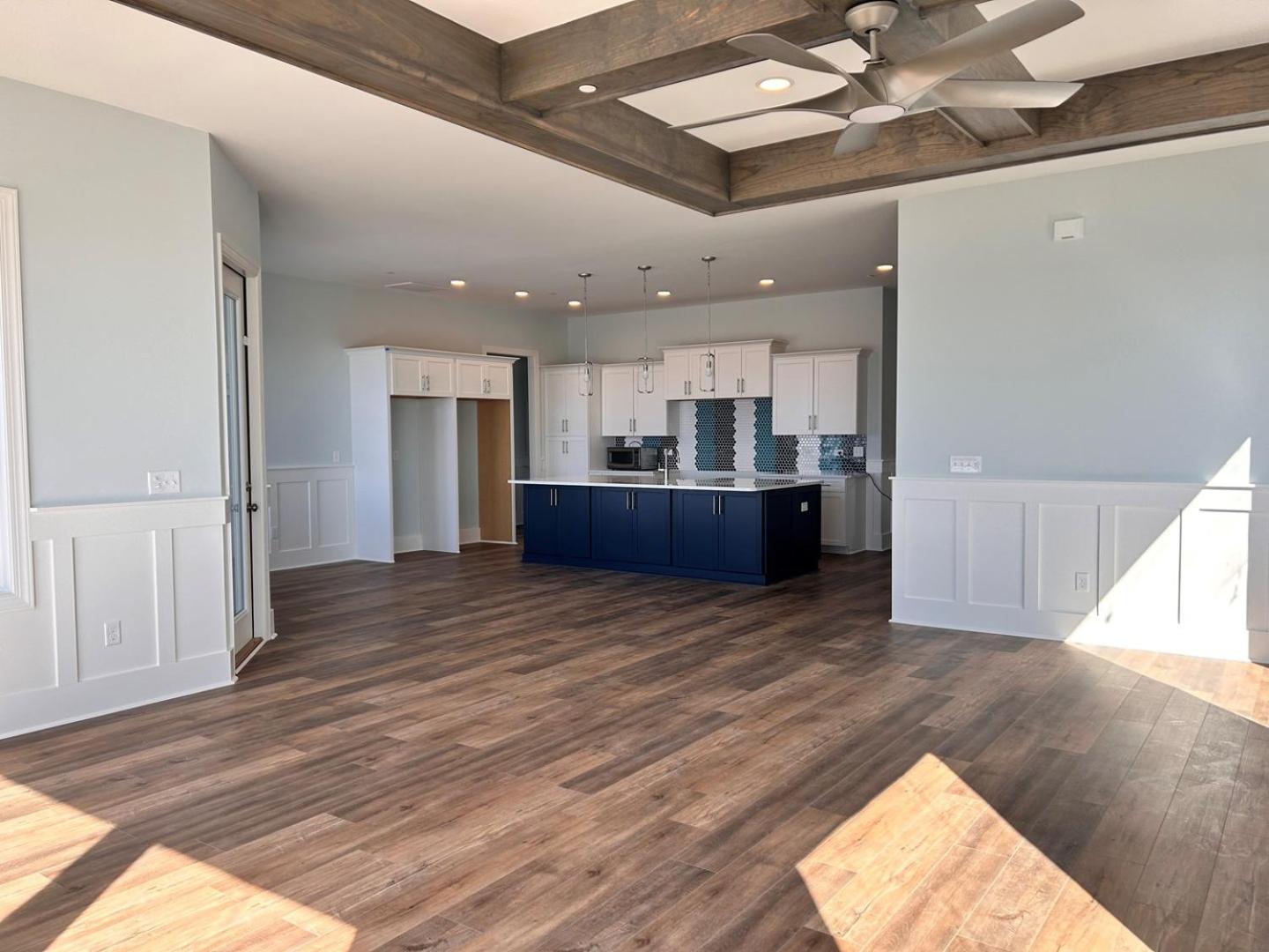 Aquila East view 5