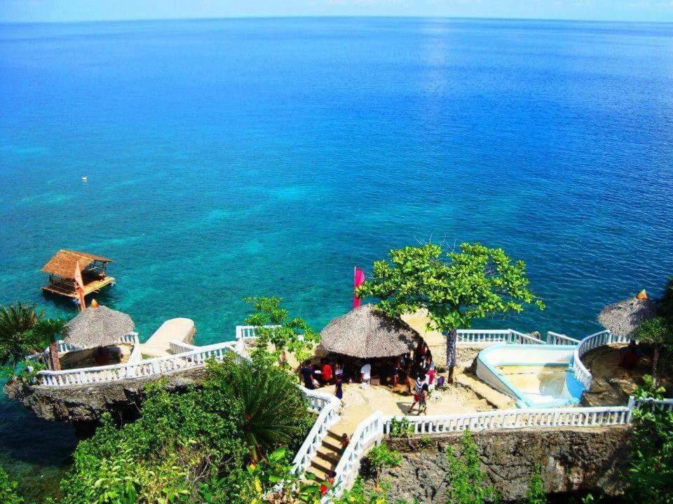 Camotes Resthouse