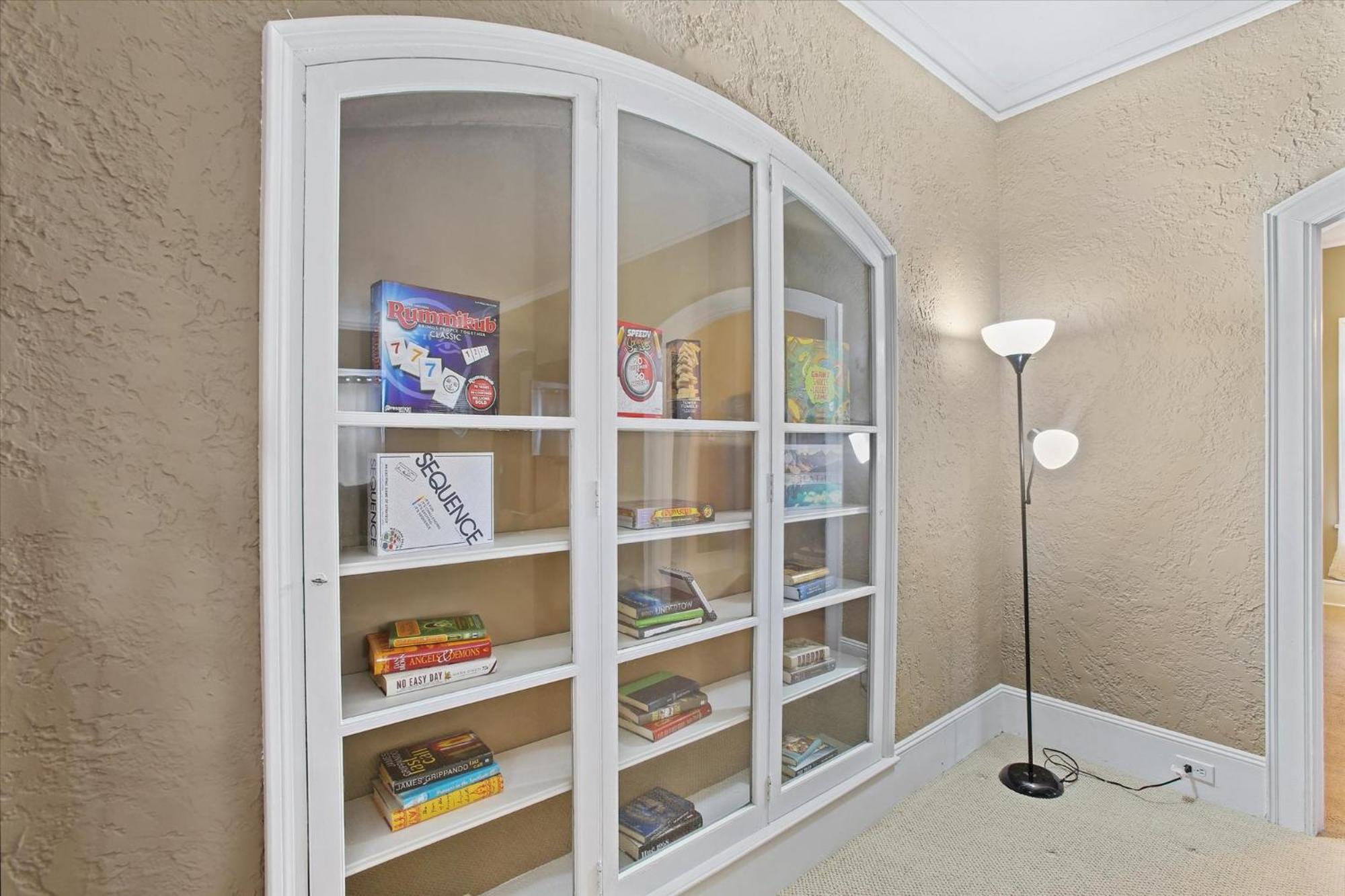 Greenridge Getaway:Near Universities & Attractions view 4